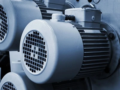 Comment le couple du moteur est-il généré ?